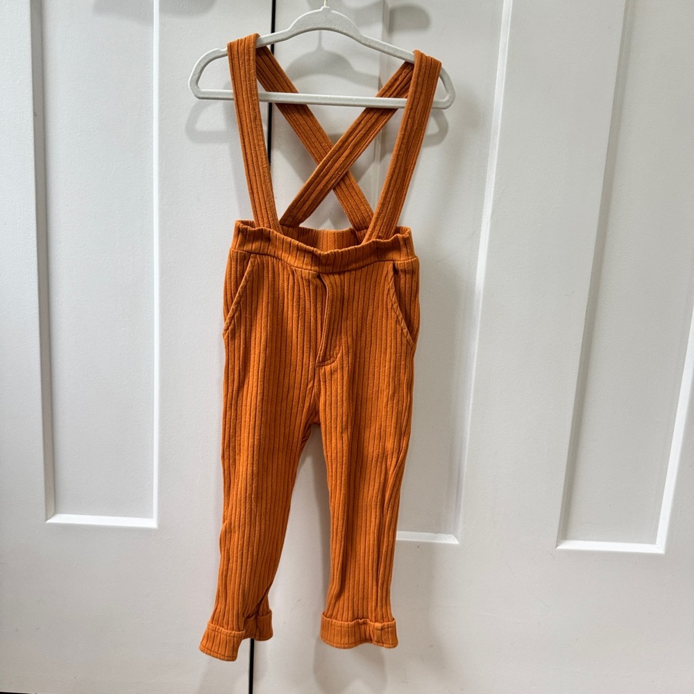 Kate Quinn orange 18-24 months pants with adjustable button straps